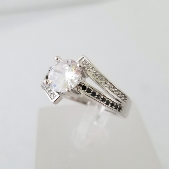 Sterling Silver Black Spinel Ring - Picture 5 of 8